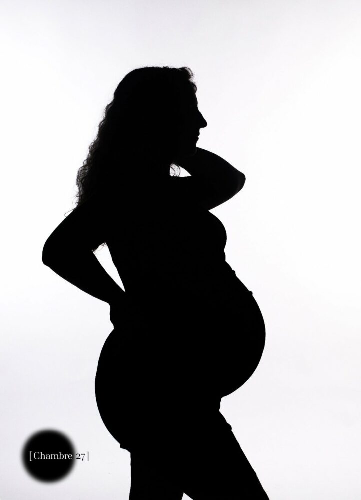 séance portrait grossesse maternité – Morlaix – chambre 27
