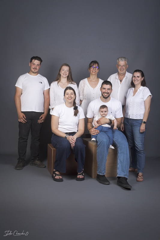 Seance Portrait Studio famille Robinault
