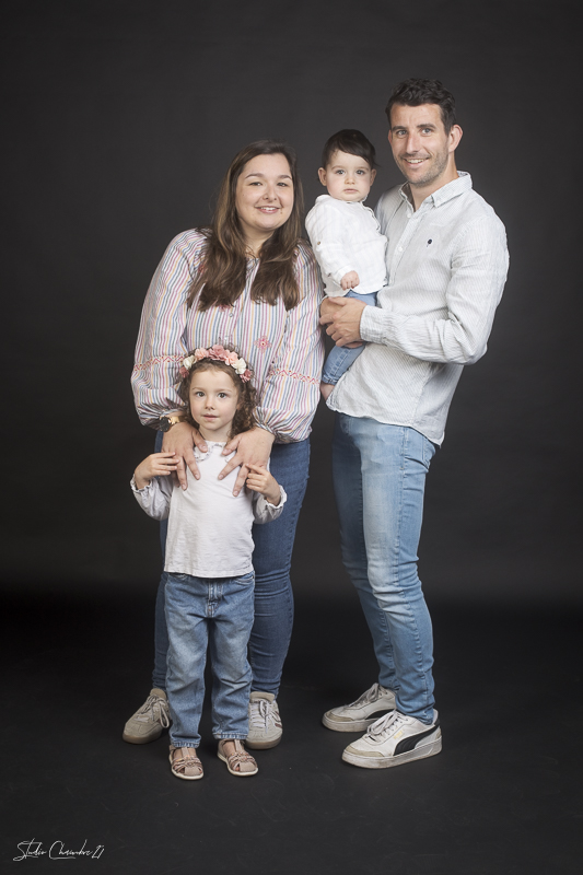 Séance photo de famille Maiwenn et Clement Derrien